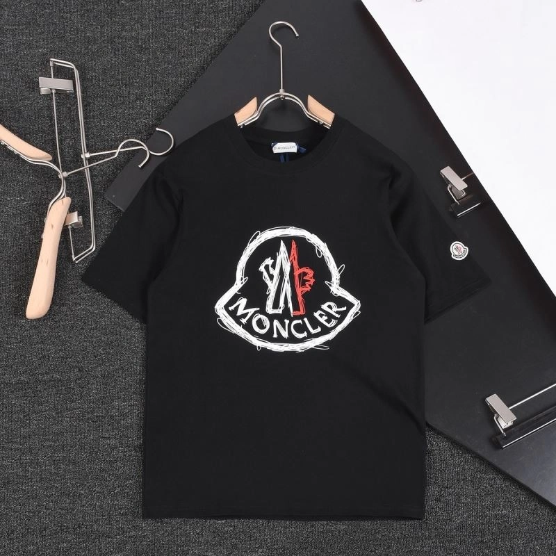 Moncler T-Shirts FashionForward 142882