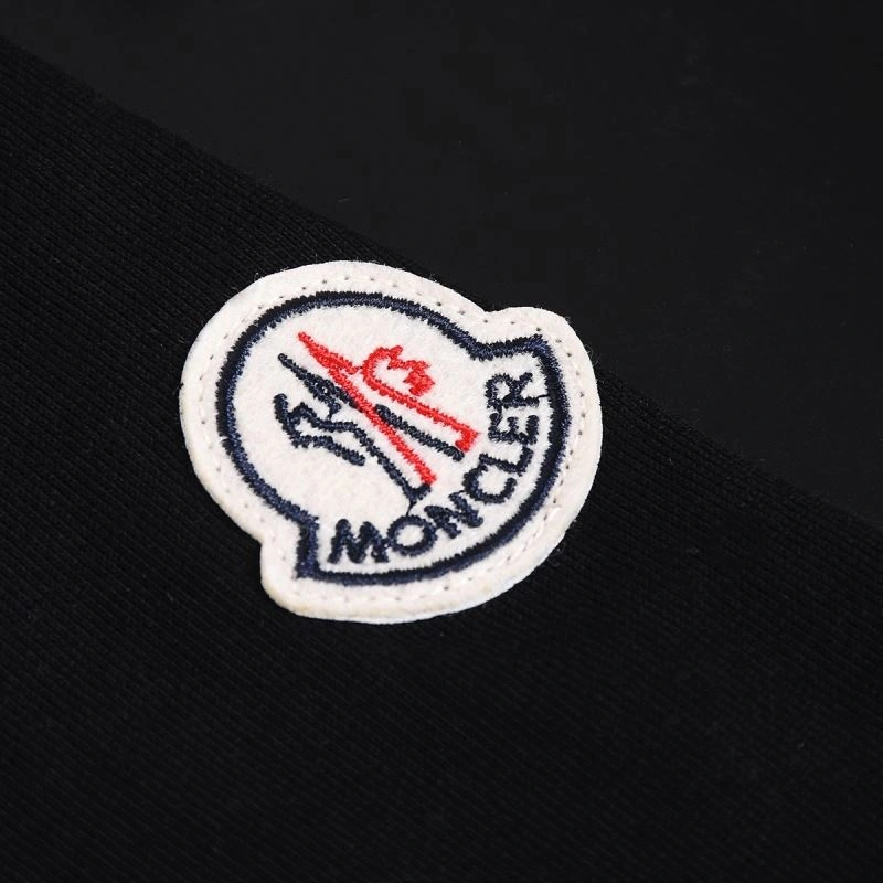 Moncler T-Shirts FashionForward 142882