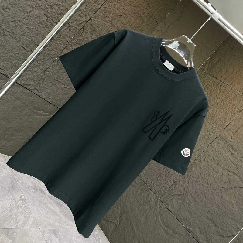 Efficient Moncler T-Shirts 142875