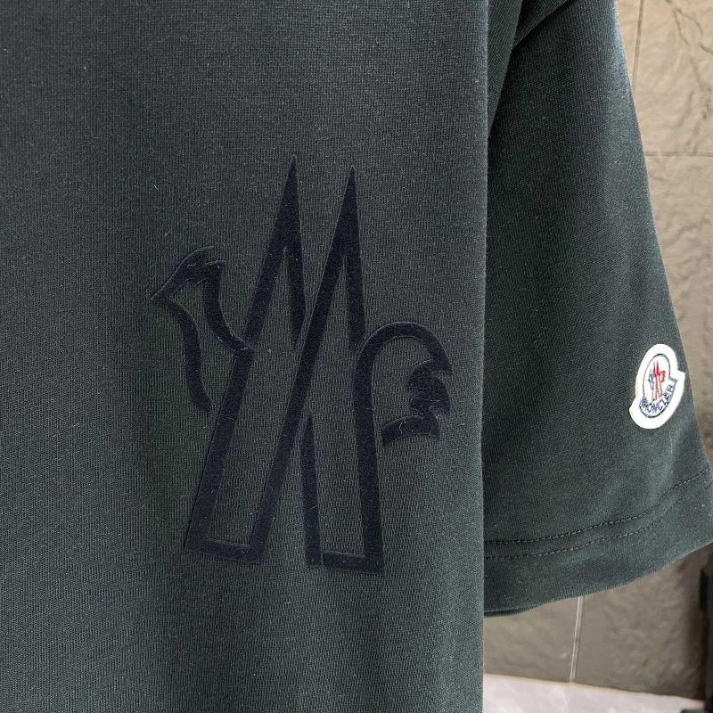 Efficient Moncler T-Shirts 142875