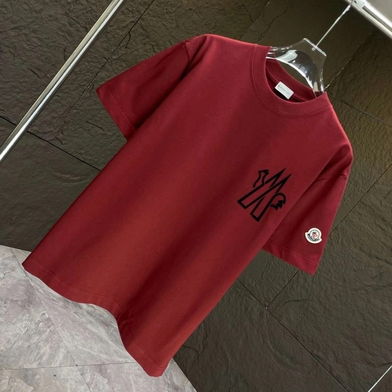 Moncler T-Shirts Soft 142854