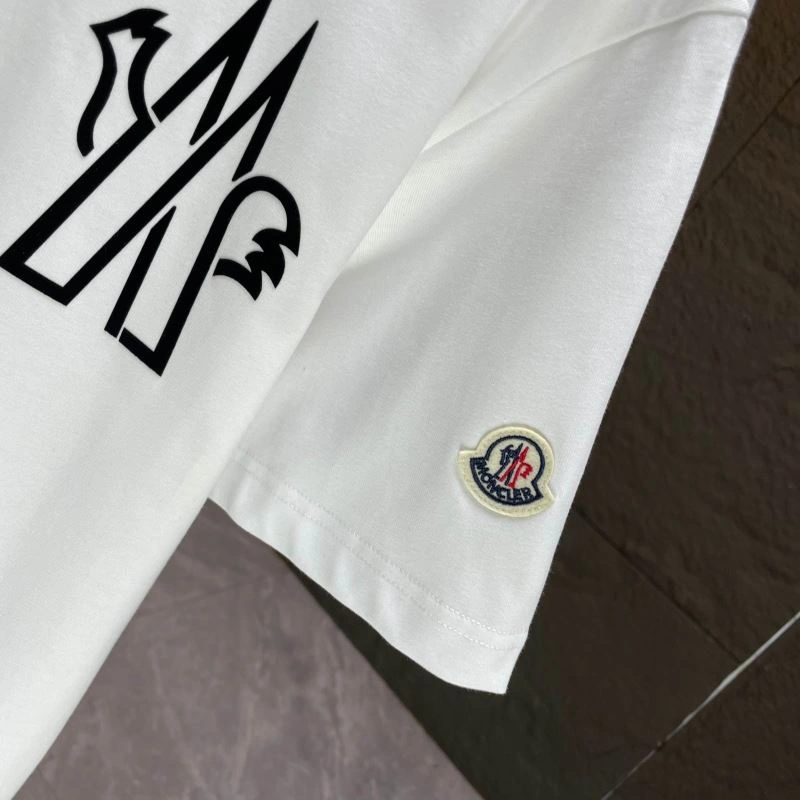 AllSeason Moncler T-Shirts 142856