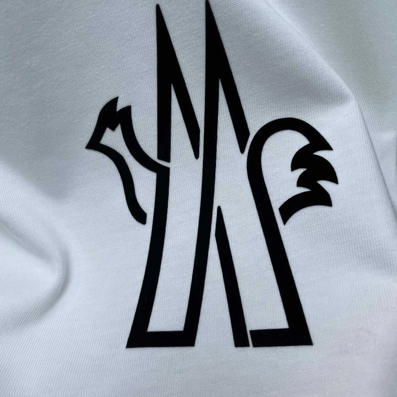 AllSeason Moncler T-Shirts 142856