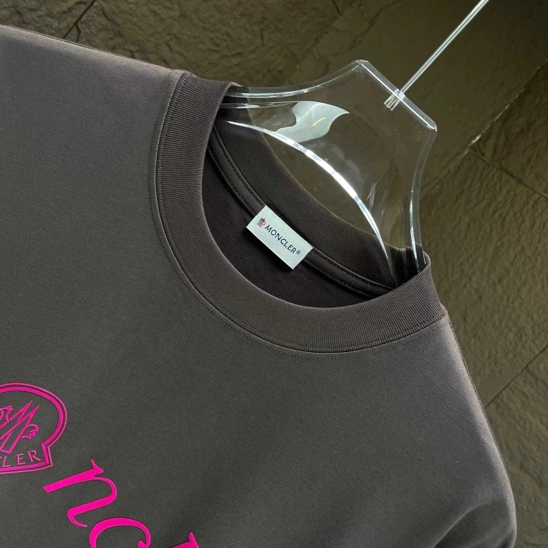 Moncler T-Shirts OnTrend 142850