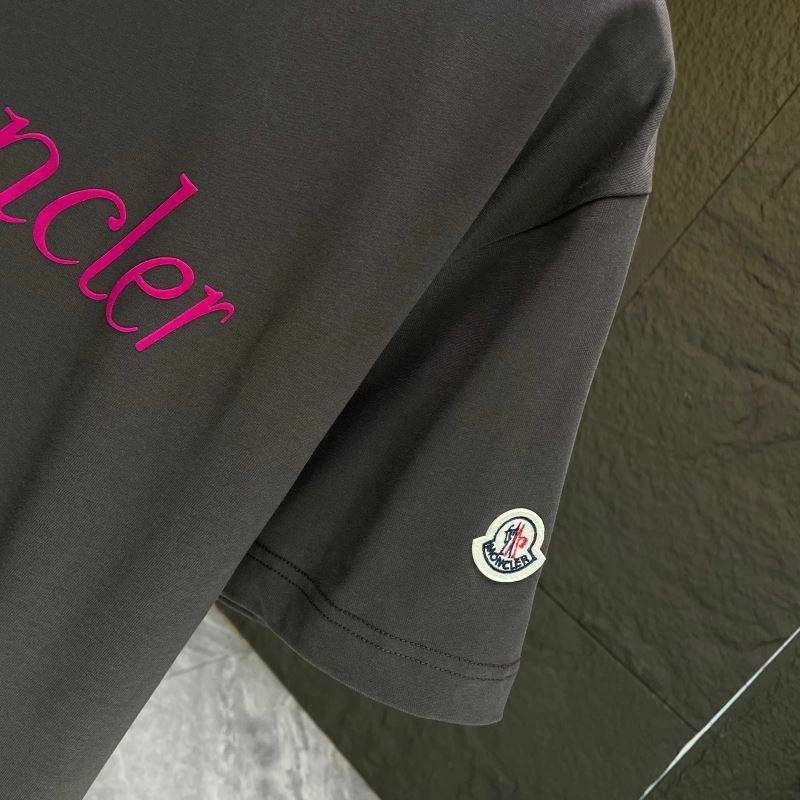 Moncler T-Shirts OnTrend 142850