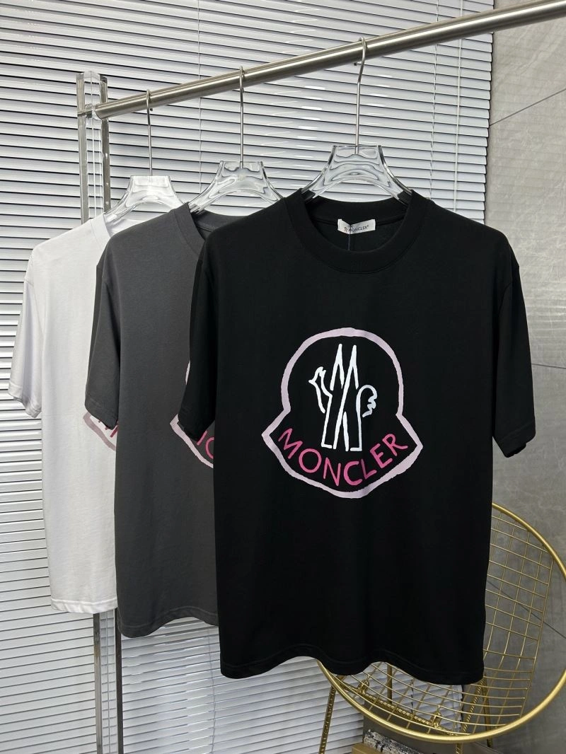 Moncler T-Shirts TechFriendly 142820