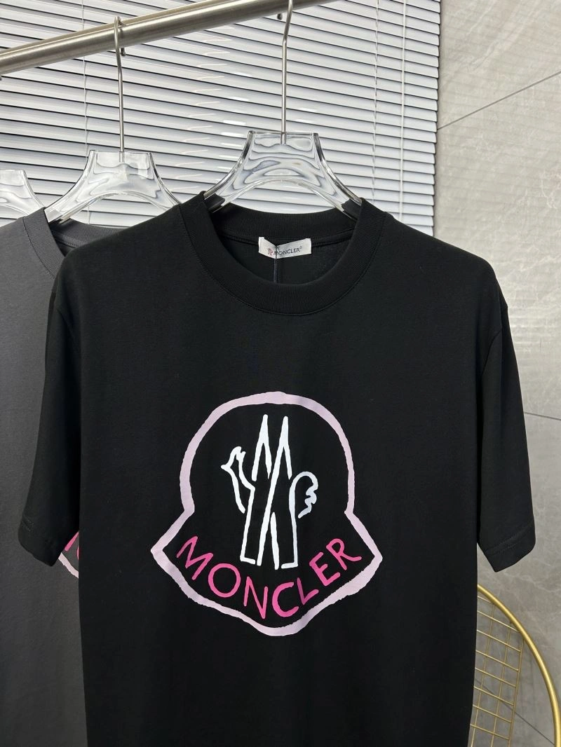 Moncler T-Shirts TechFriendly 142820