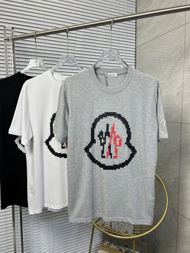 Moncler T-Shirts Functional 142815