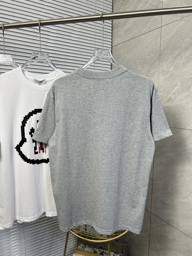 Moncler T-Shirts Functional 142815