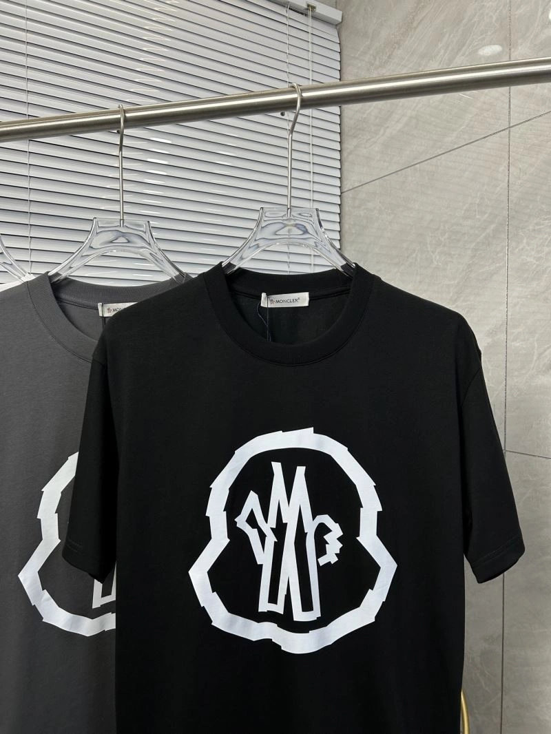 RelaxedFit Moncler T-Shirts 142824