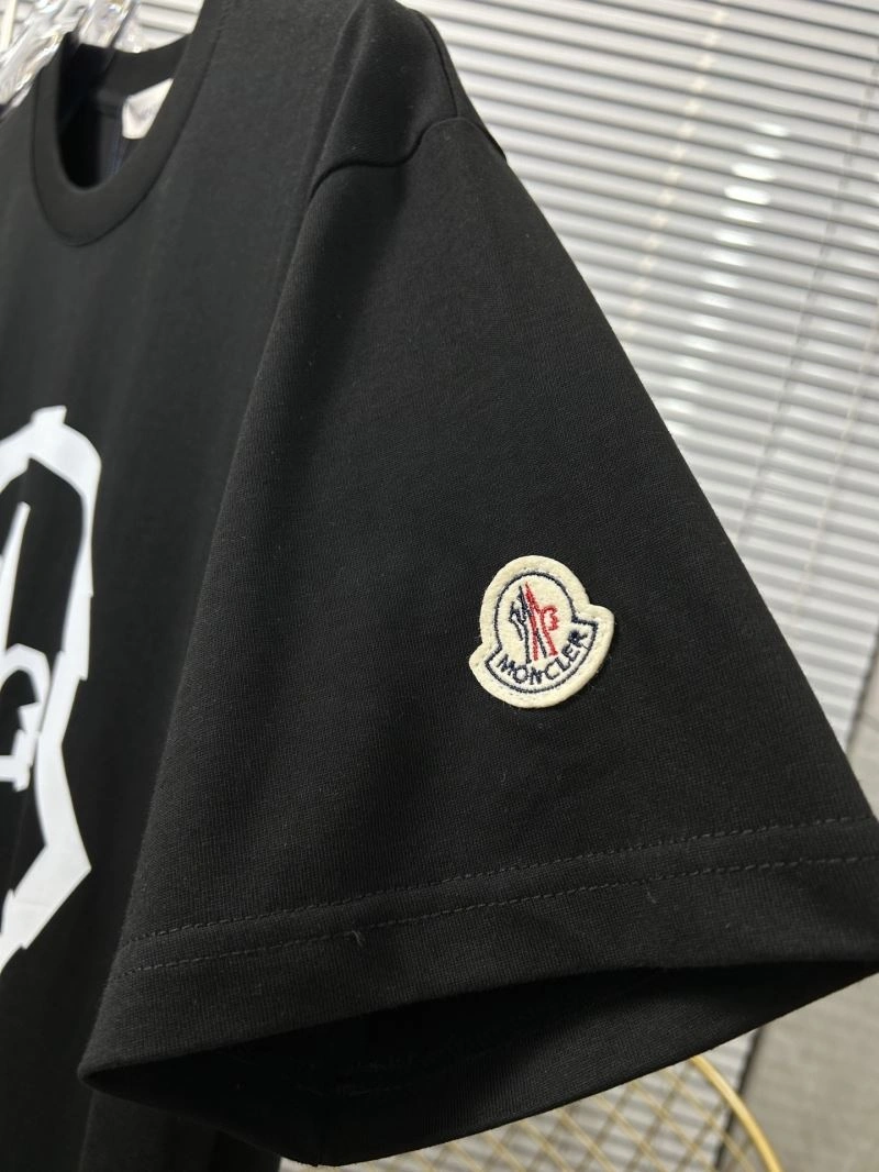 RelaxedFit Moncler T-Shirts 142824