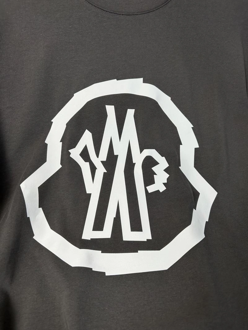 Refined Moncler T-Shirts 142822