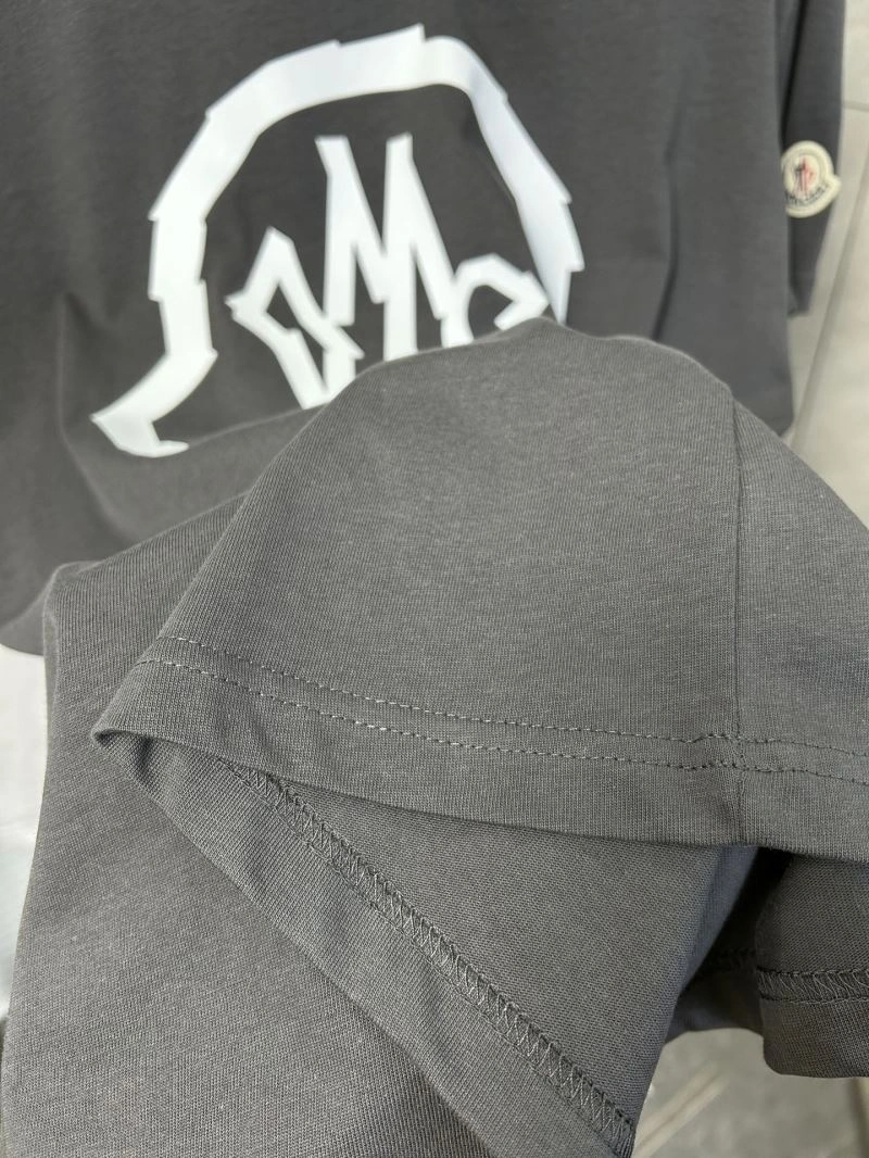 Refined Moncler T-Shirts 142822