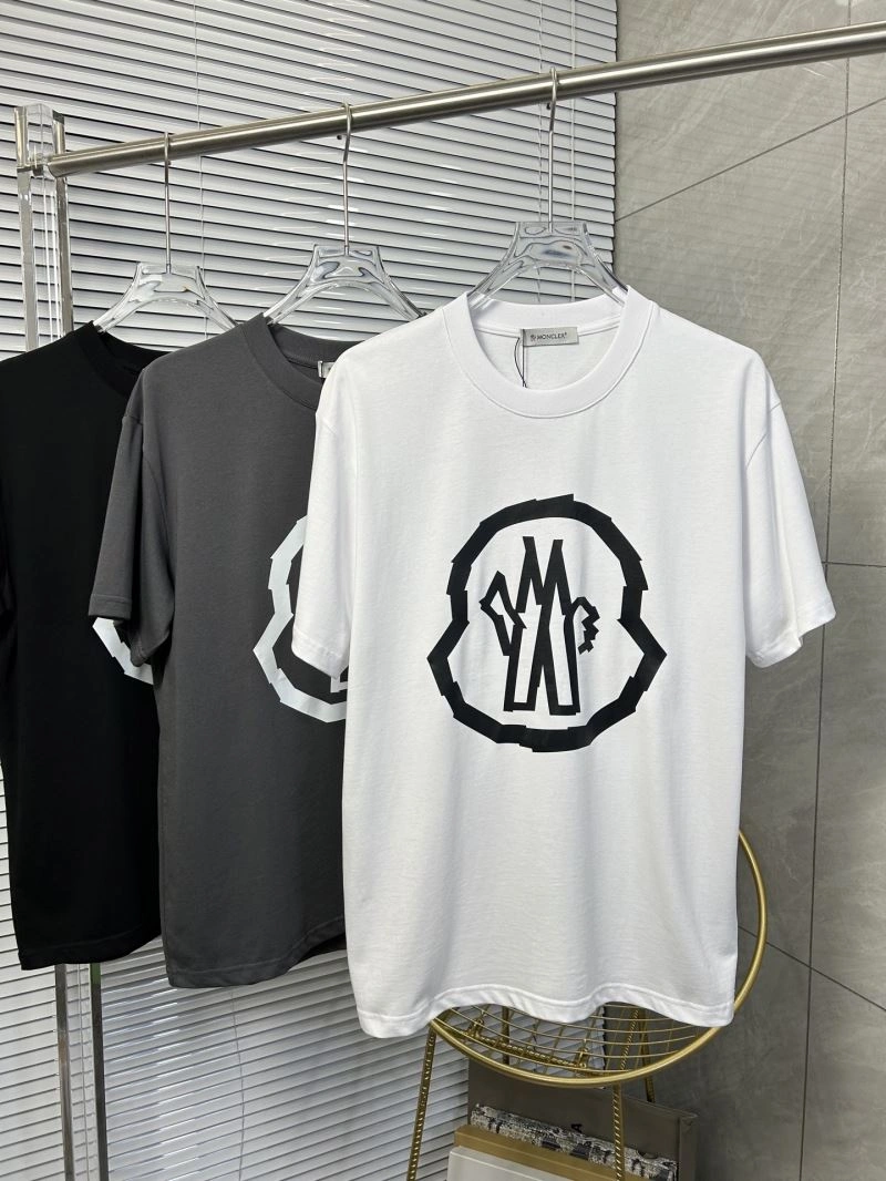 Compact Moncler T-Shirts 142816