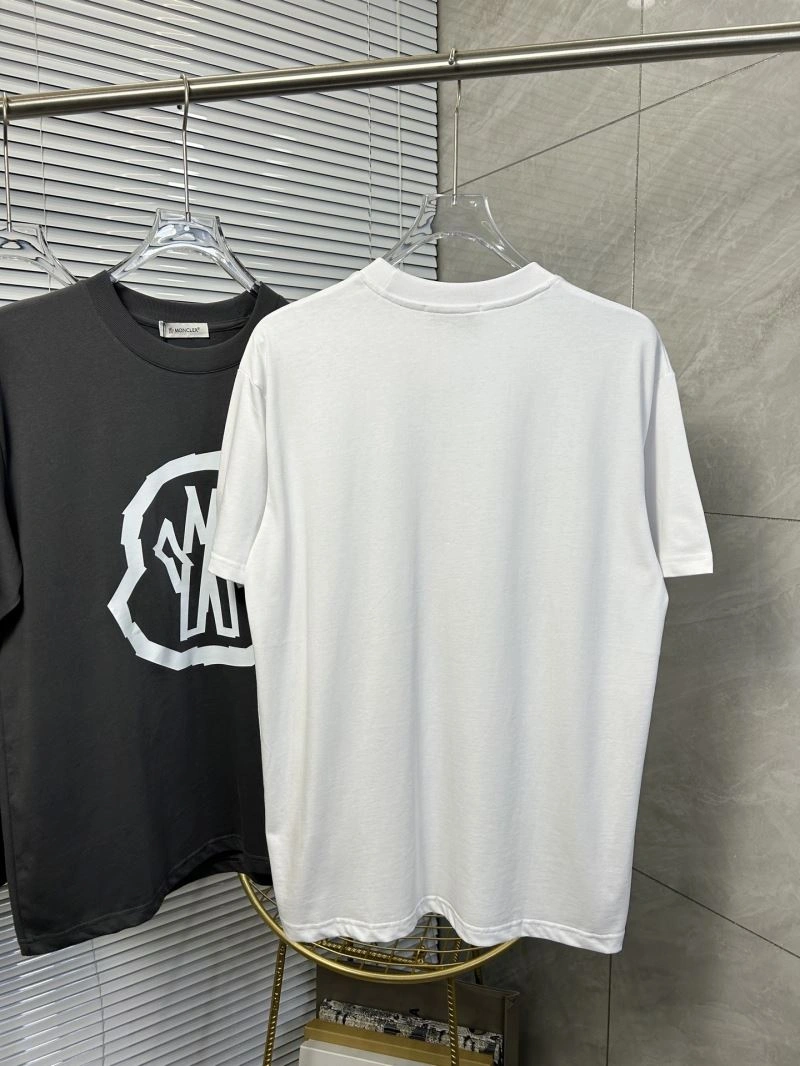 Compact Moncler T-Shirts 142816