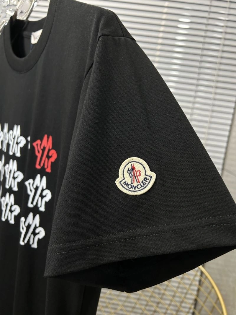 Moncler T-Shirts Timeless 142829