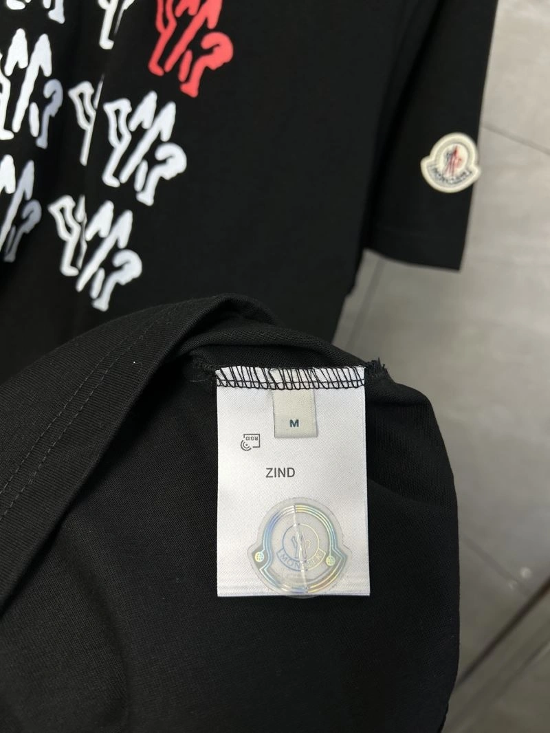 Moncler T-Shirts Timeless 142829