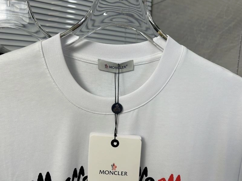 WeatherProof Moncler T-Shirts 142823