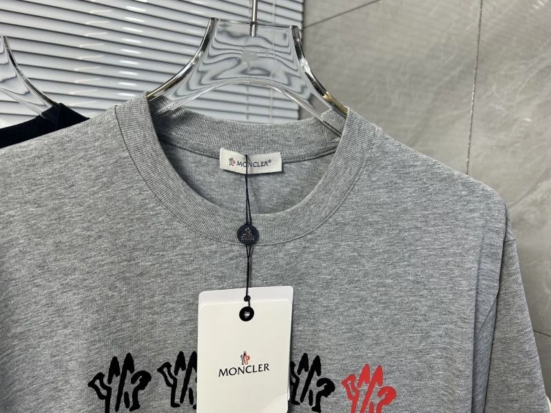 Moncler T-Shirts Colorful 142825