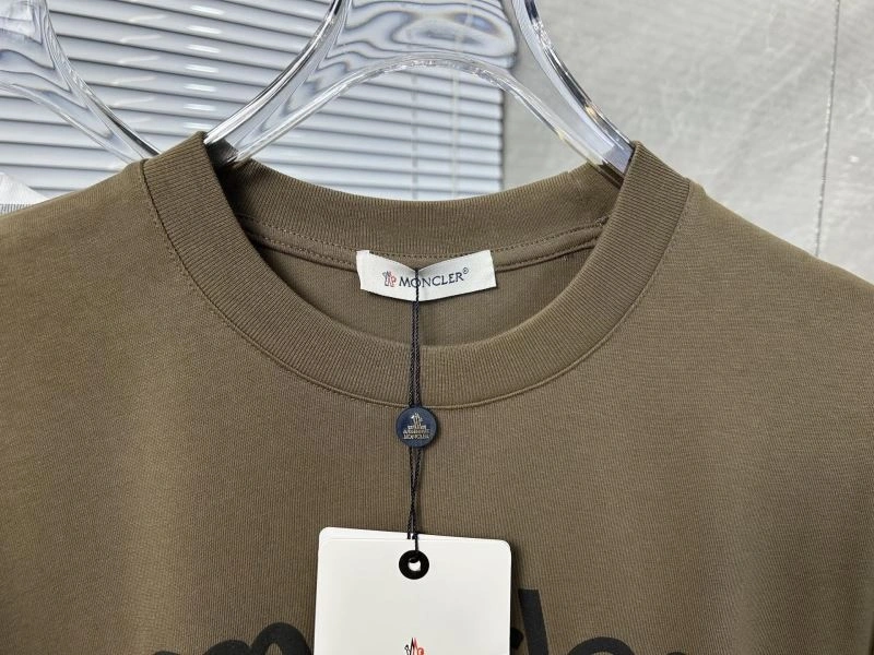 Moncler T-Shirts Stylish 142836