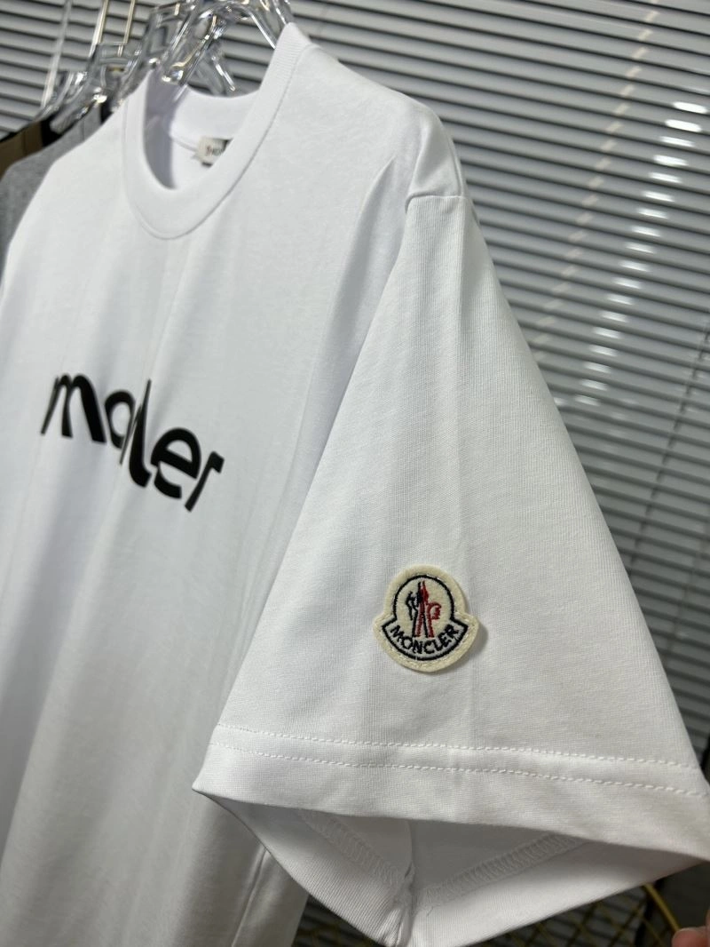 Moncler T-Shirts Neat 142813