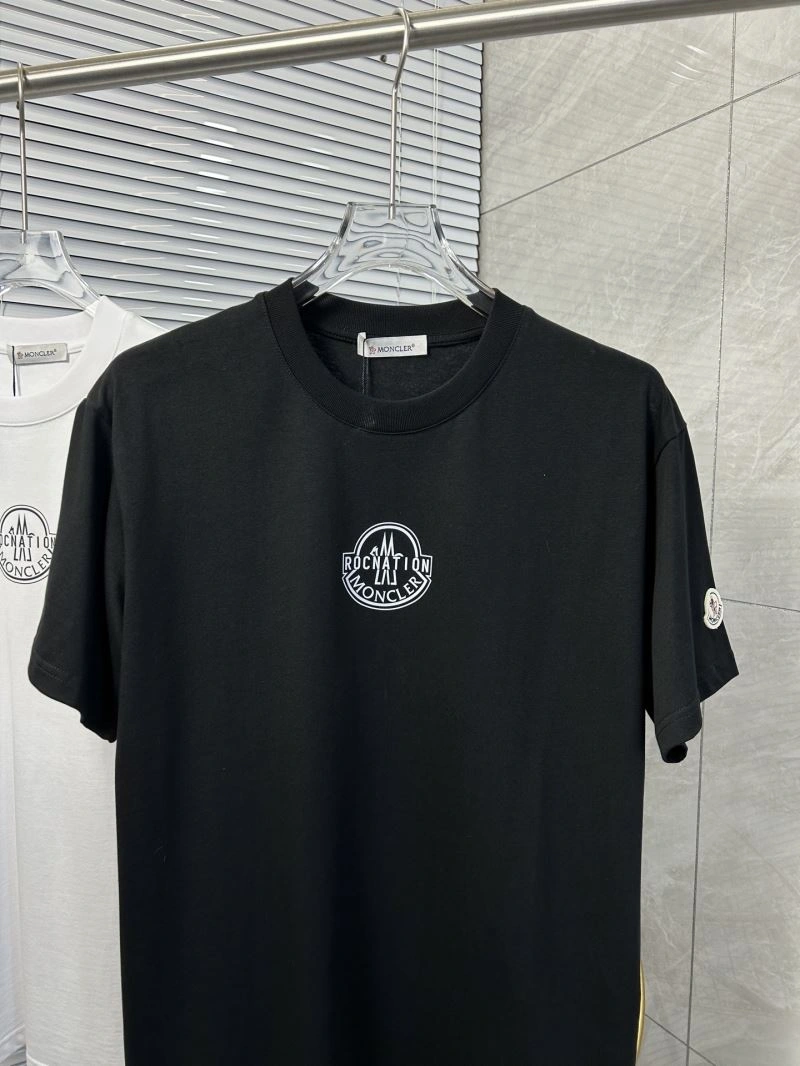 Moncler T-Shirts OdorResistant 142812