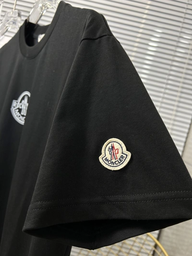 Moncler T-Shirts OdorResistant 142812