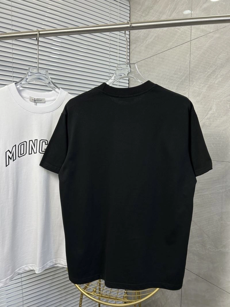 AllSeason Moncler T-Shirts 142837