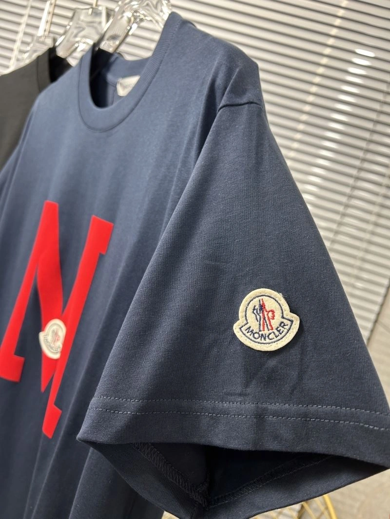 Moncler T-Shirts Sustainable 142805