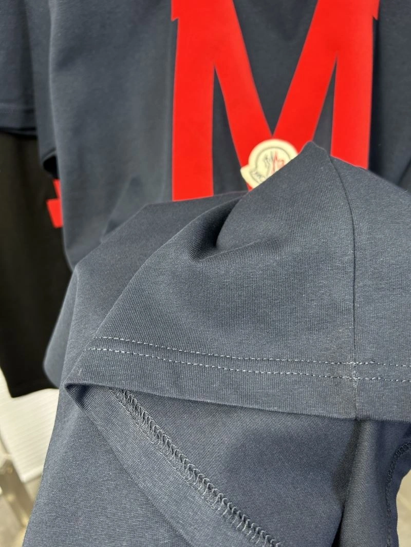 Moncler T-Shirts Sustainable 142805