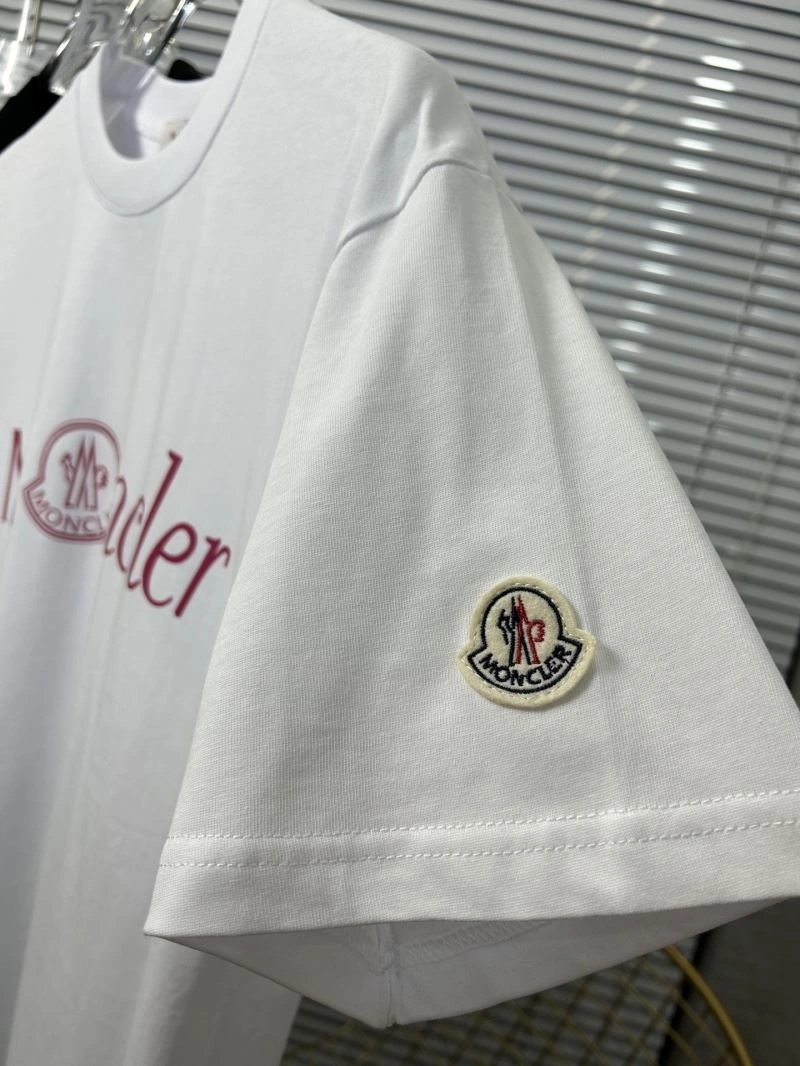 Moncler T-Shirts Contemporary 142800