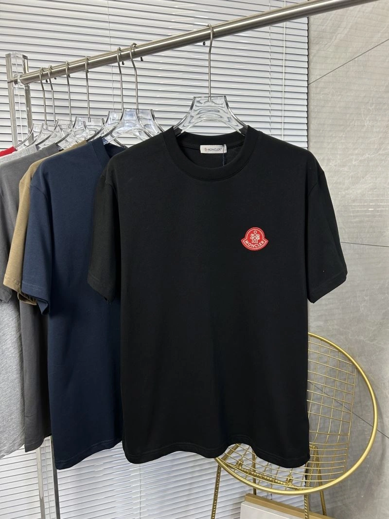 Moncler T-Shirts Breathable 142792