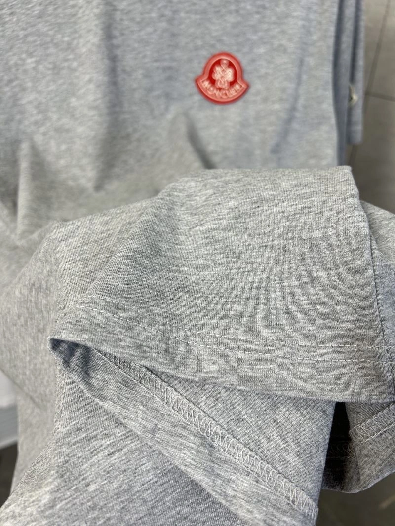 MoistureWicking Moncler T-Shirts 142798