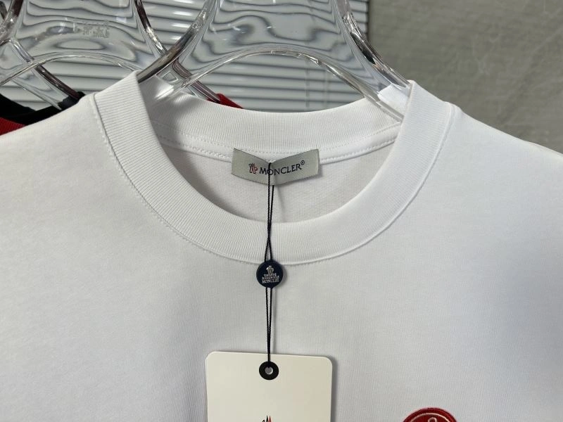Supportive Moncler T-Shirts 142786