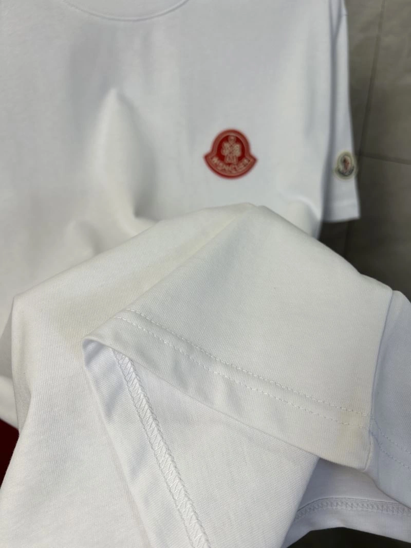 Supportive Moncler T-Shirts 142786