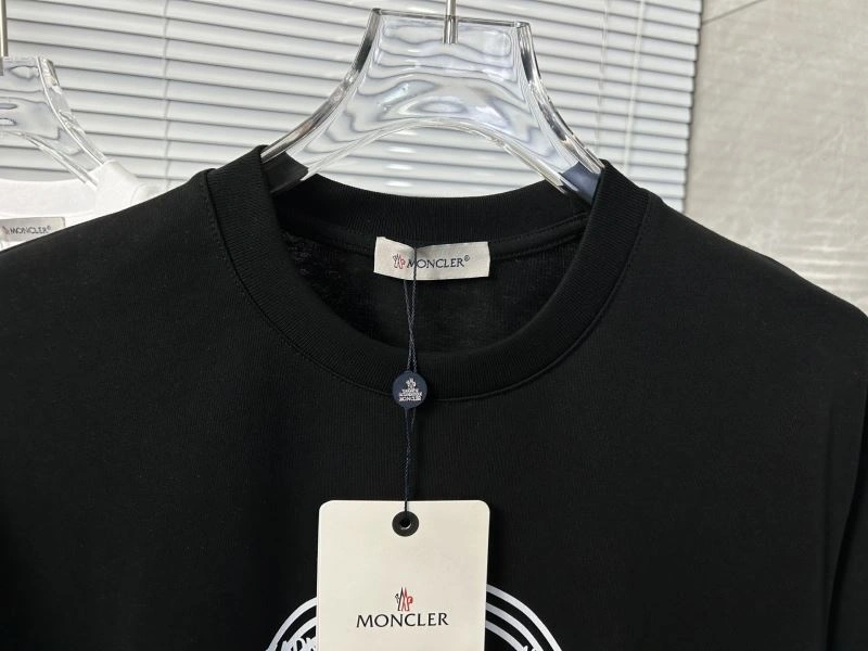 Breathable Moncler T-Shirts 142790