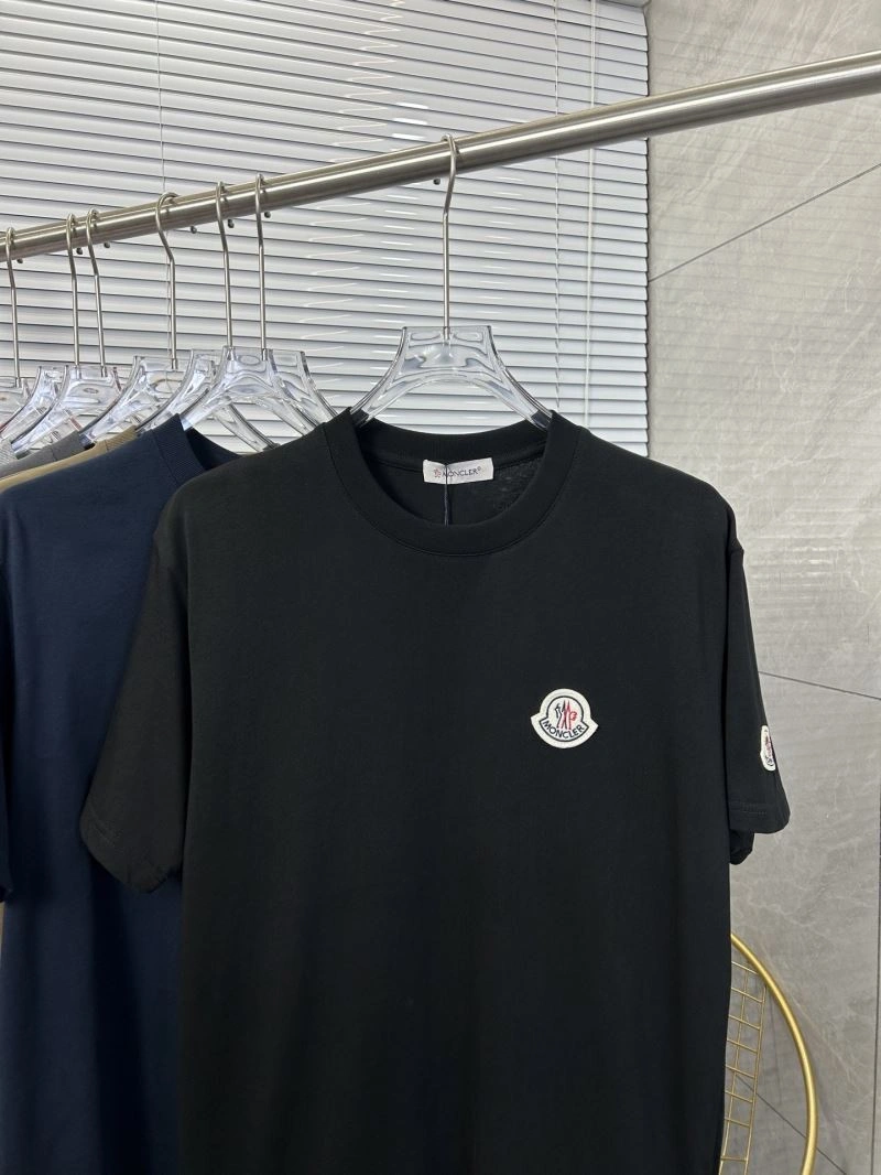 Moncler T-Shirts Stylish 142802