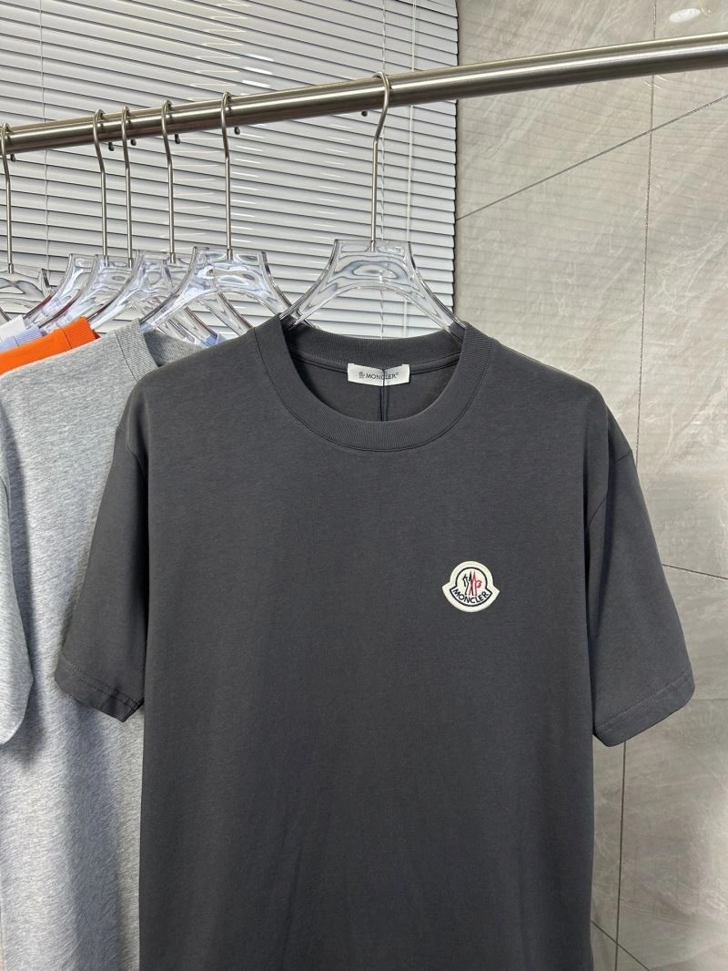 Moncler T-Shirts SunProtective 142778