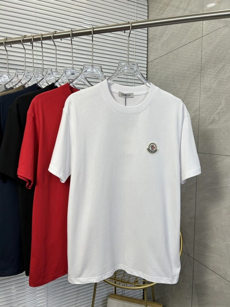 Premium Moncler T-Shirts 142784