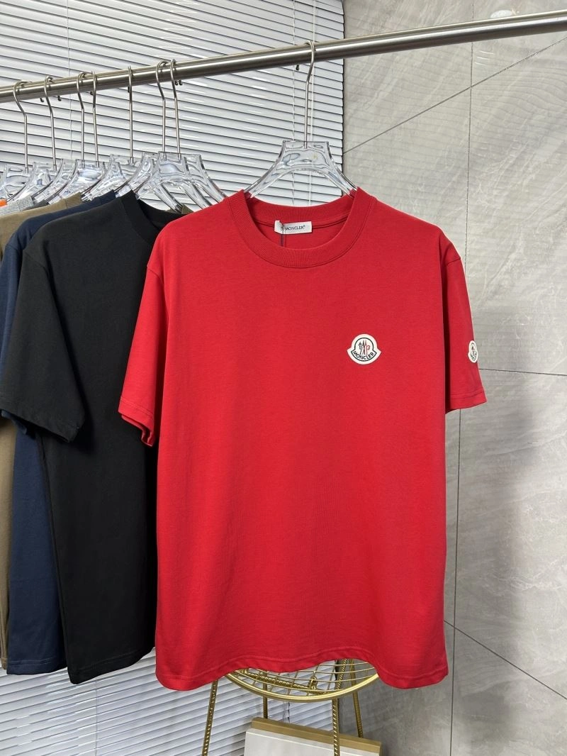 Tailored Moncler T-Shirts 142774
