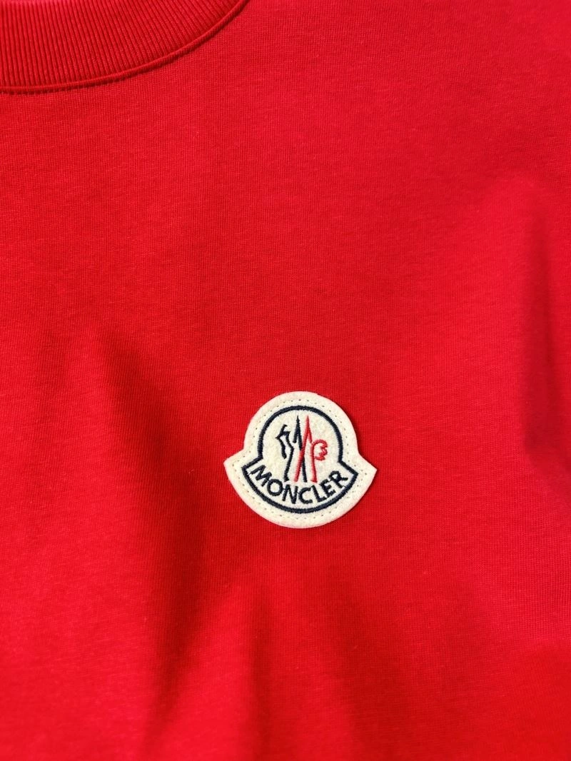 Tailored Moncler T-Shirts 142774