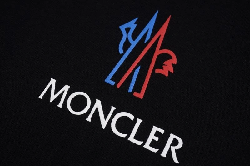 Moncler T-Shirts Premium 143715