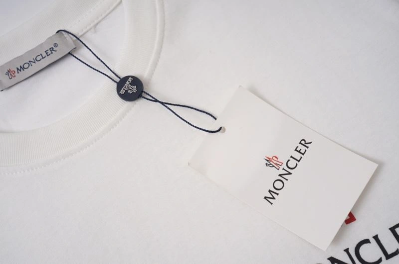 Moncler T-Shirts Premium 143715