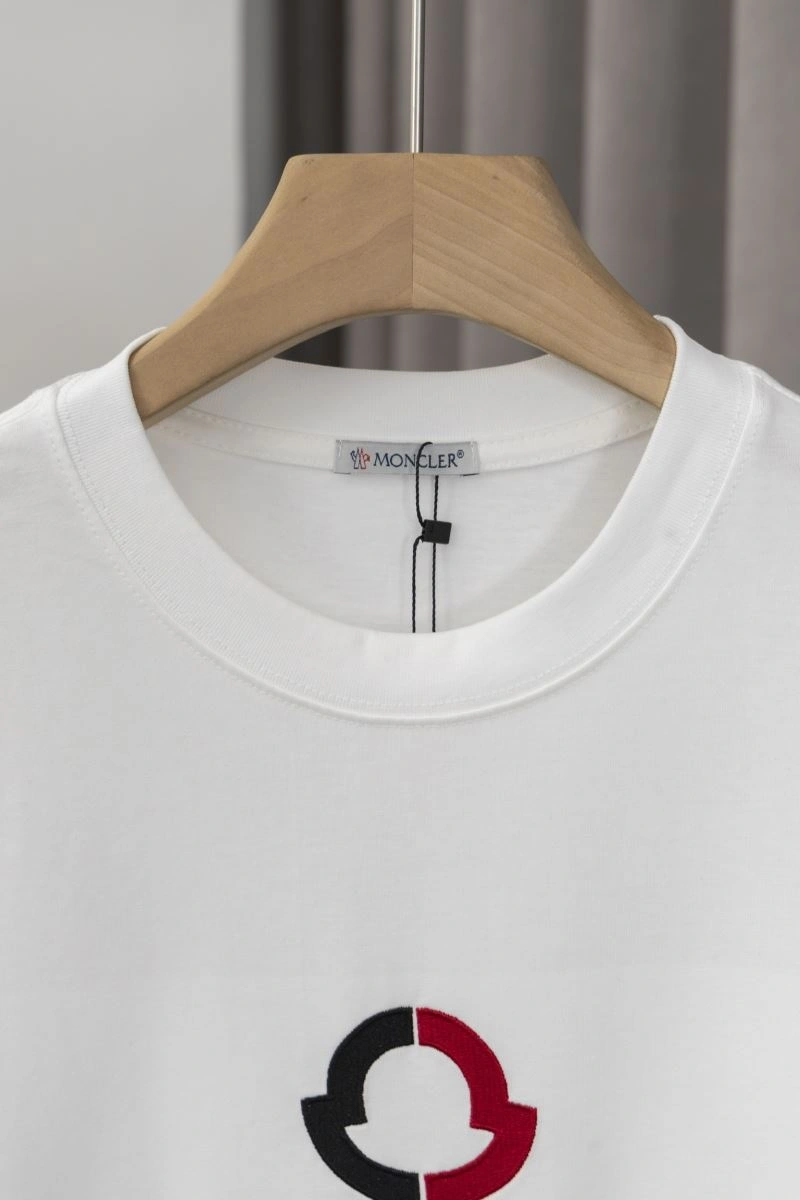 Moncler T-Shirts MoistureWicking 139915