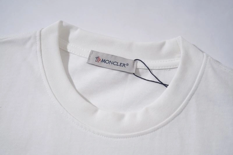 Moncler T-Shirts Supportive 139911
