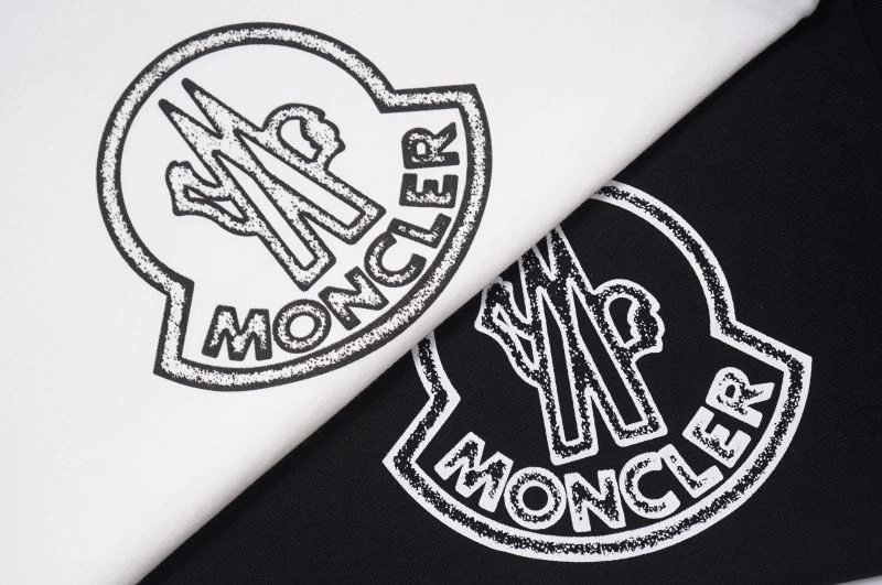Packable Moncler T-Shirts 139904