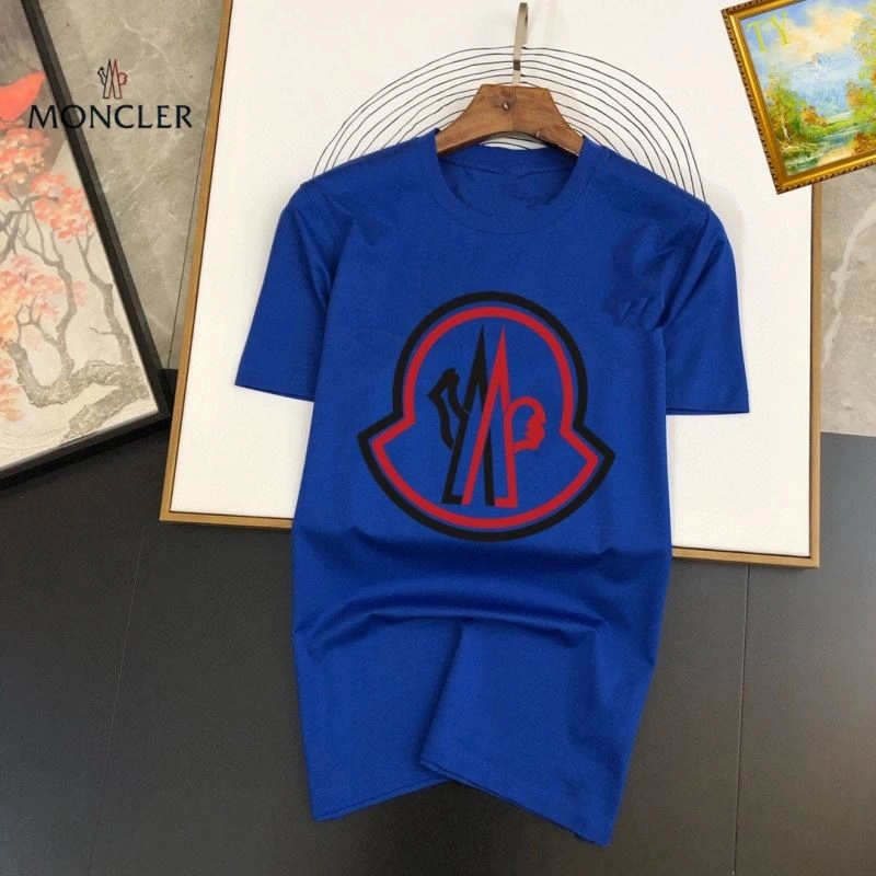 Sleek Moncler T-Shirts 139883
