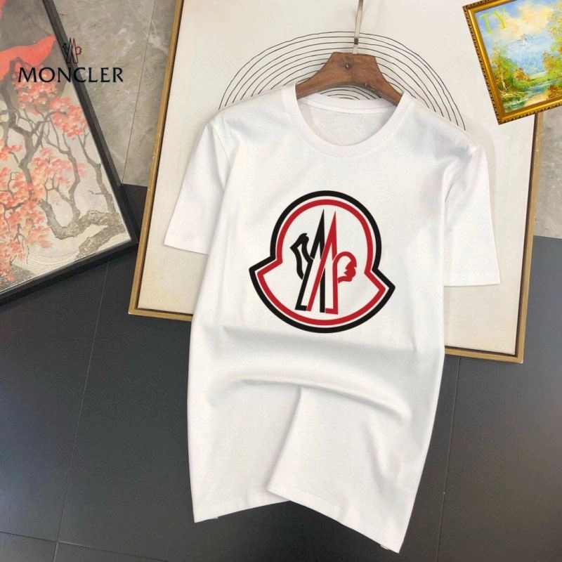 Sleek Moncler T-Shirts 139883