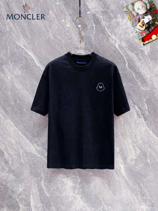 SmoothTexture Moncler T-Shirts 139840