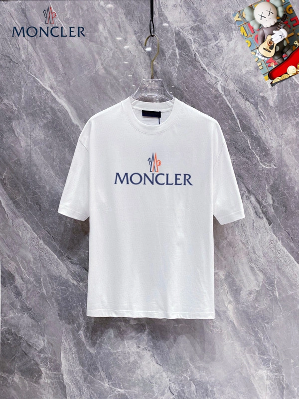 Moncler T-Shirts TravelReady 139835